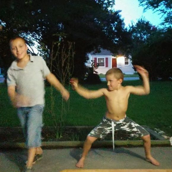 Meet your Posher, Laurie - Picture 1 of 1